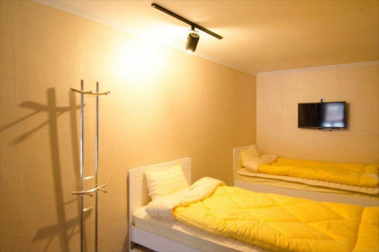 Yakorea Hostel Hongdae Сеул Екстер'єр фото