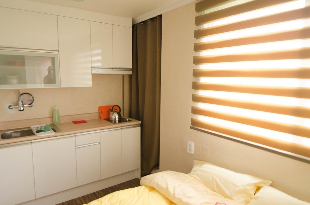 Yakorea Hostel Hongdae Сеул Екстер'єр фото
