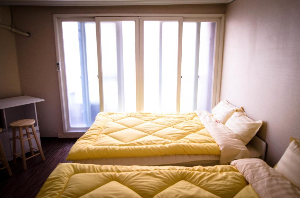 Yakorea Hostel Hongdae Сеул Екстер'єр фото