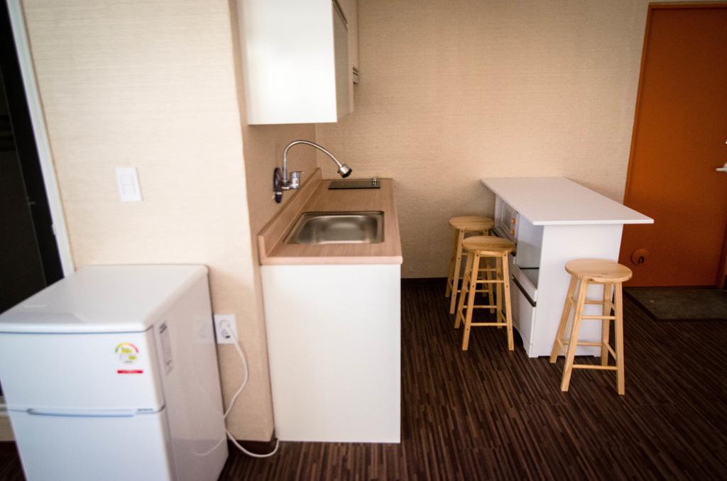 Yakorea Hostel Hongdae Сеул Екстер'єр фото