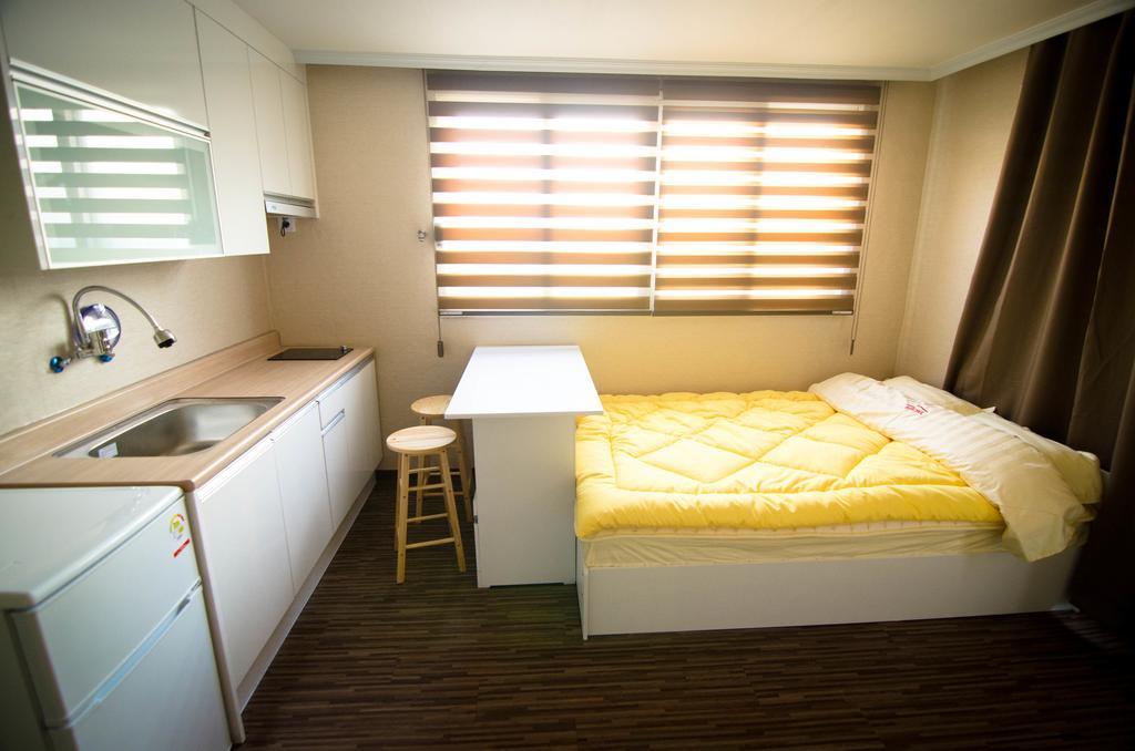 Yakorea Hostel Hongdae Сеул Екстер'єр фото