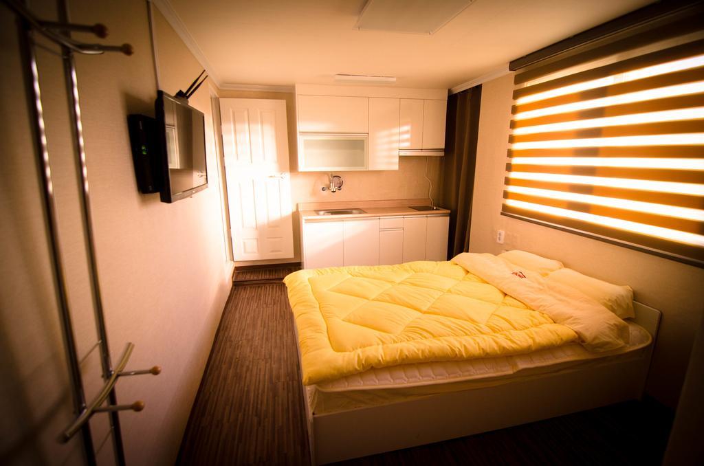 Yakorea Hostel Hongdae Сеул Екстер'єр фото