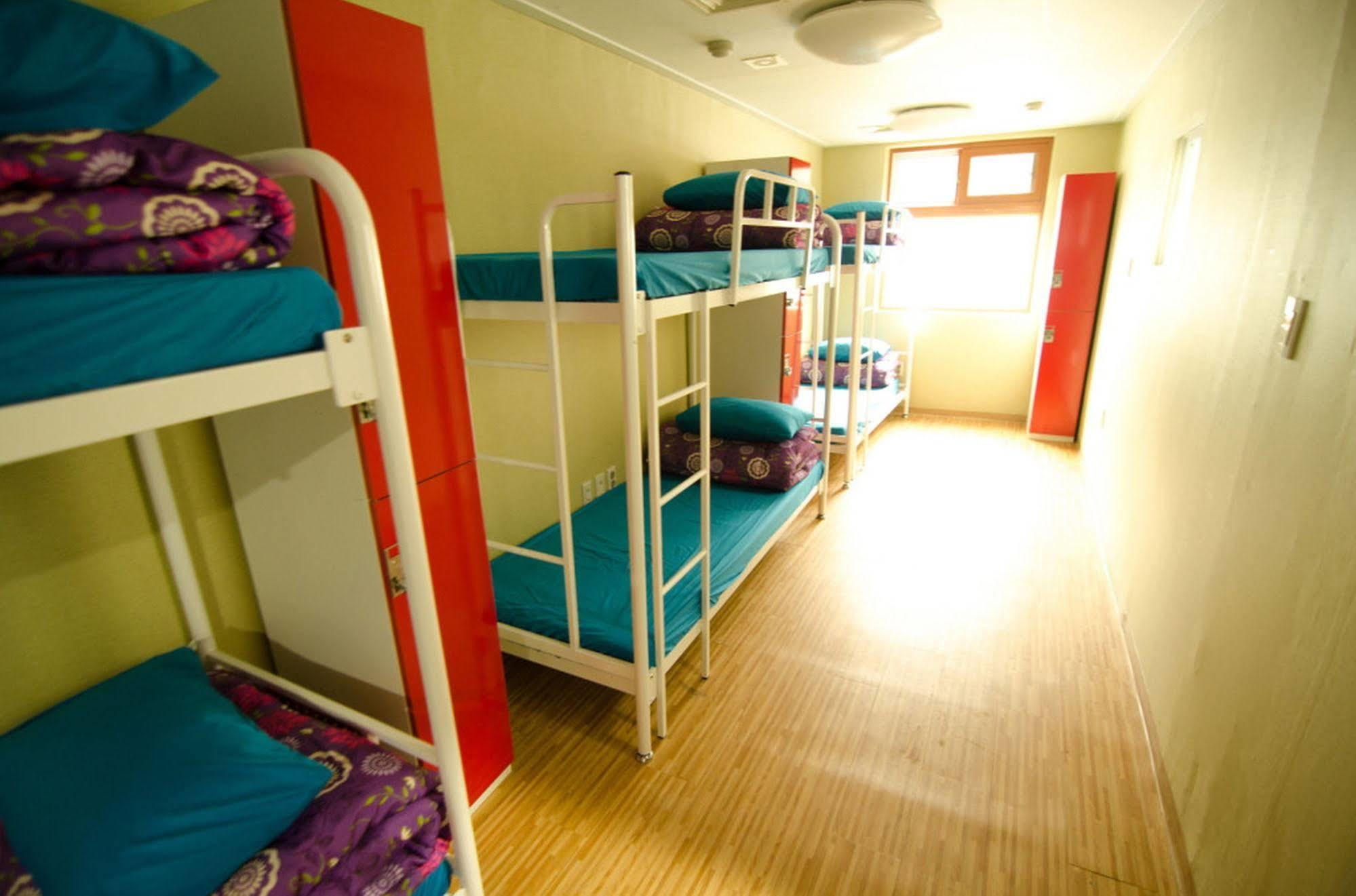 Yakorea Hostel Hongdae Сеул Екстер'єр фото