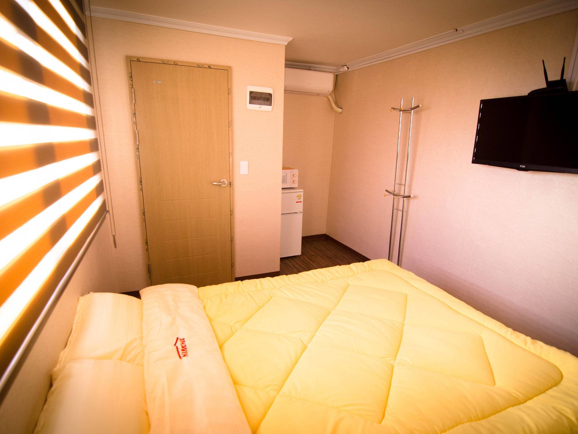 Yakorea Hostel Hongdae Сеул Екстер'єр фото
