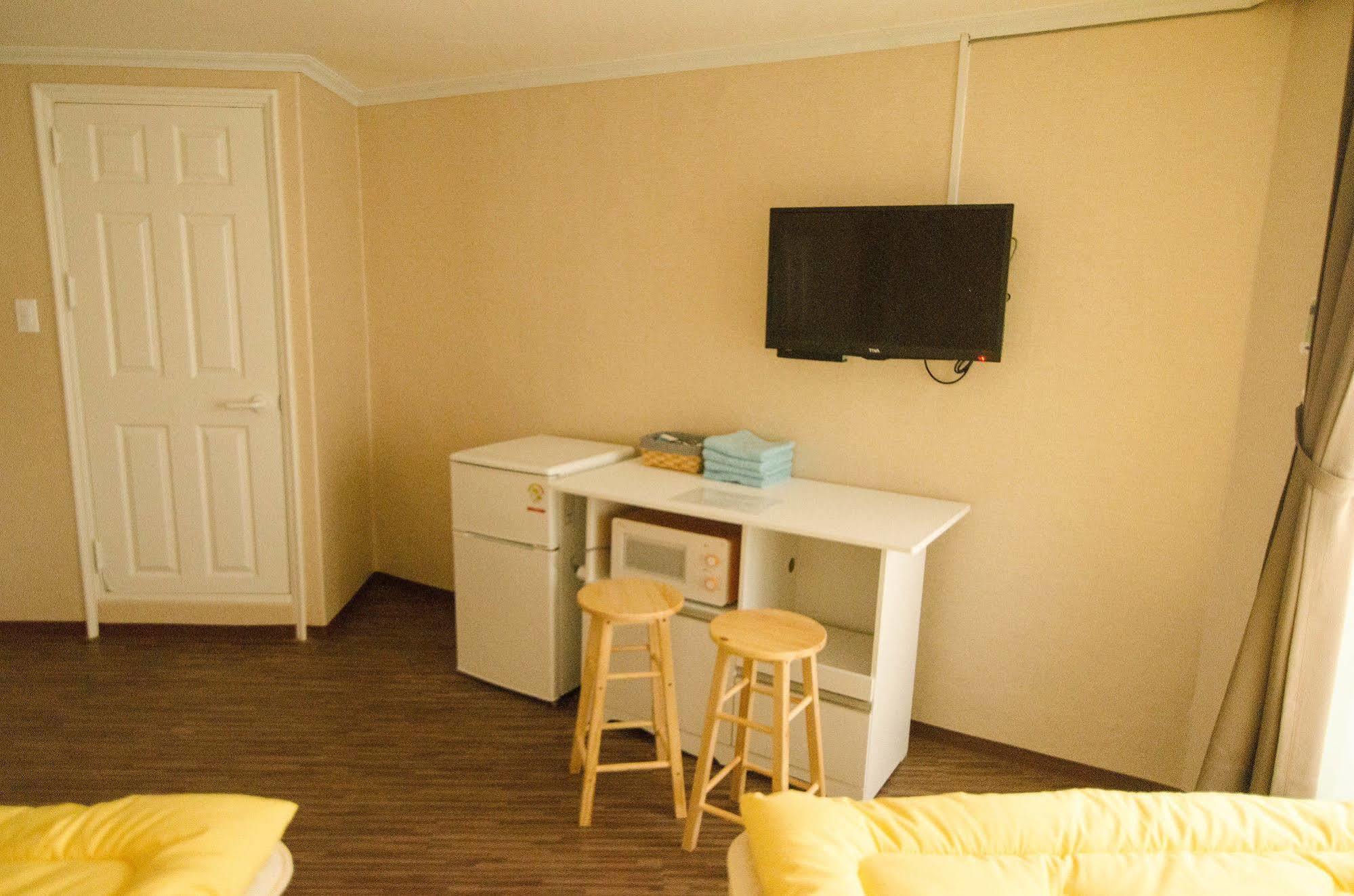 Yakorea Hostel Hongdae Сеул Екстер'єр фото